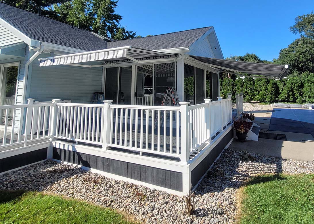 Retractable Awning 1 Image